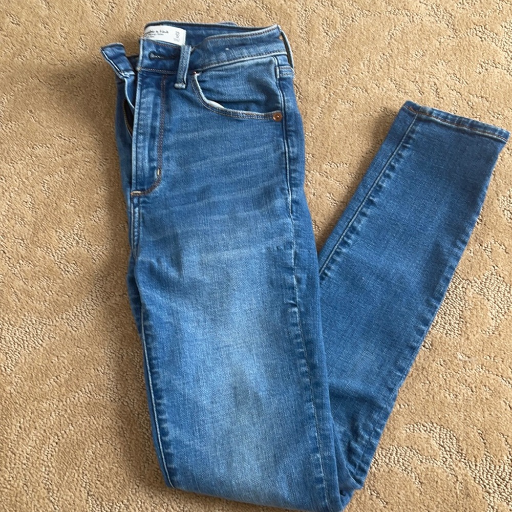 Abercrombie & Fitch High-Rise Skinny Jeans - Medium Blue Wash